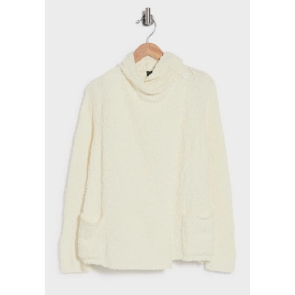 bobeau Sweaters - Bobeau White Popcorn Draped Button Cardigan Size S